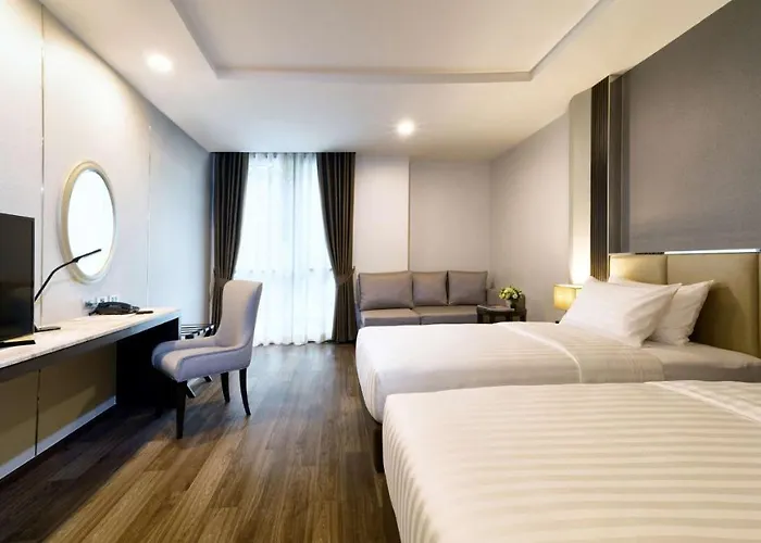 Surestay By Western Sukhumvit 2 Hotel