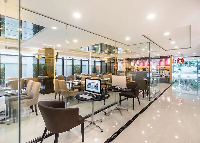 Surestay By Western Sukhumvit 2