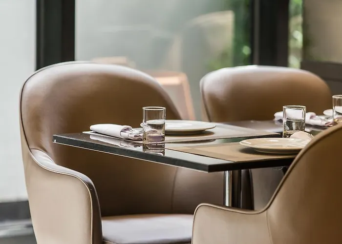 Surestay By Western Sukhumvit 2